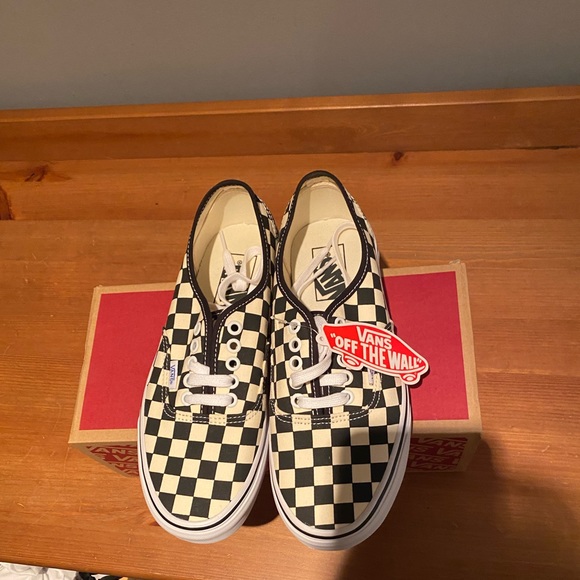 Vans Authentic Golden Coast Black & White Checkerboard Sneakers. - Picture 3 of 4